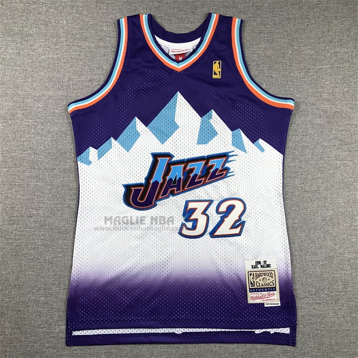 Maglia
 Karl Malone NO 32 Bambino
 Utah Jazz Mitchell & Ness 1996-97 Viola
